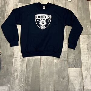 United Soccer Shield Logo Navy Blue White Crew Neck Sweatshirt M